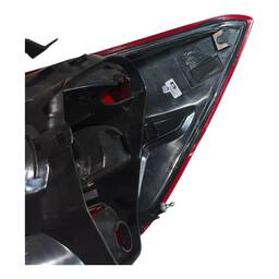 LANTERNA ESQUERDA KA HATCH 2015 2016 A 2018