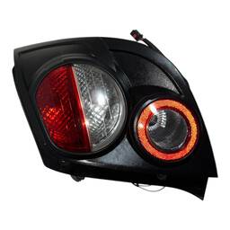 LANTERNA TRASEIRA DIREITA SONIC HATCH 2012 A 2014