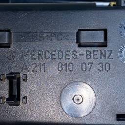 CINZEIRO PORTA TRAS ESQ MERCEDES CLASSE E W211 2118201526