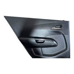 FORRO PORTA TRASEIRA ESQUERDA SONIC SEDAN 2012 A 2014