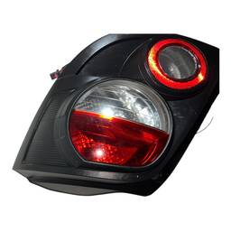 LANTERNA TRASEIRA DIREITA SONIC HATCH 2012 A 2014