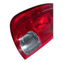 LANTERNA TRASEIRA ESQUER UNO VIVACE 11/16 SPORTING / WAY \14