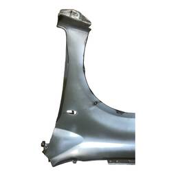 PARALAMA DIREITO ETIOS 2013 A 2021 C/FURO PISCA)