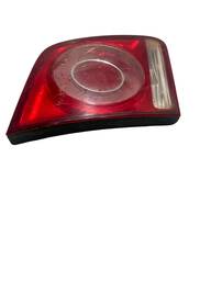 LANTERNA TRASEIRA ESQUERDA BORA 2008 A 2011 (MALA)