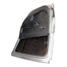 PORTA TRASEIRA DIREITA SANDERO 2015 2016 2017/...