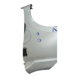 PARALAMA ESQUERDO YARIS 2019/