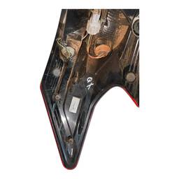 LANTERNA TRASEIRA ESQUERDA KICKS 2017 2018 A 2021 (CANTO)