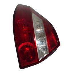 LANTERNA TRASEIRA ESQUERDA PRISMA 2007 A 2012 CRISTAL