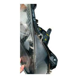 FAROL DIREITO VECTRA 2006 2007 A 2009 MASCARA NEGRA