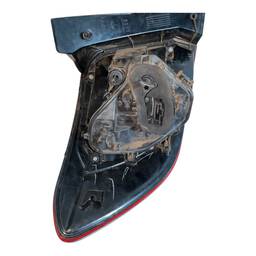 LANTERNA TRASEIRA DIREITA SANDERO 2015 2016 A 2020