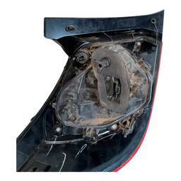 LANTERNA TRASEIRA DIREITA SANDERO 2015 2016 A 2020