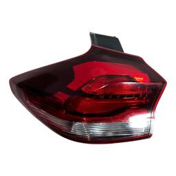 LANTERNA TRASEIRA ESQUERDA TRACKER 2020 A 2025 (CANTO) S/LED