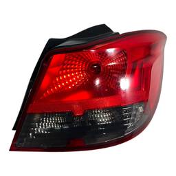 LANTERNA TRASEIRA DIREIT ONIX 13/16 LT LTZ / JOY ATÉ 19 FUME