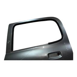 PORTA TRASEIRA ESQUERDA UNO VIVACE 2011 A 2021 S/ FURO MOLDU