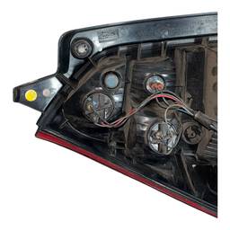 LANTERNA TRASEIRA DIREITA LIVINA 2010 A 2014 C/DETALHE