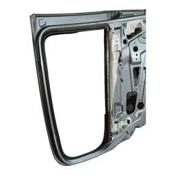 PORTA TRASEIRA ESQUERDA UNO VIVACE 2011 A 2021 S/ FURO MOLDU