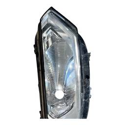FAROL DIREITO ECOSPORT 2013/2017 S/ LED C/DETALHE