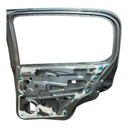 PORTA TRASEIRA DIREITA UNO 2011 A 2021 S/ FURO MOLDUR