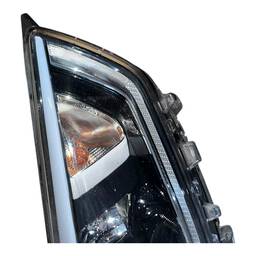 FAROL DIREITO CRETA 2017 2018 A 2024 C/LED