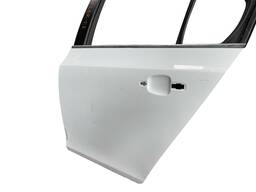 PORTA TRASEIRA ESQUERDA CRUZE HATCH 2013 A 2016 (AVARIA)