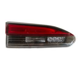 Lanterna Traseira Esquerda Corolla Cross 2021/MALA (AVARIA)