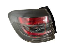 Lanterna Traseira Esquerda Sandero 2020/ Fume (AVARIA)