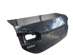 TAMPA TRASEIRA COROLLA 2015 A 2019 (AVARIA)