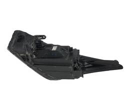 FAROL DIREITO HB20 2013 A 2019 MÁSCARA NEGRA (AVARIA)