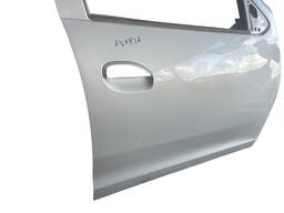 PORTA DIANTEIRA DIREITA SANDERO 2015/ LOGAN 2014/ (AVARIA)