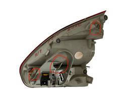 LANTERNA TRASEIRA ESQUERDA 2008 2015 A 2022 (MALA) C/DETALHE