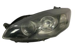 FAROL ESQUERDO IDEA 2011 A 2016 MASC NEGRA