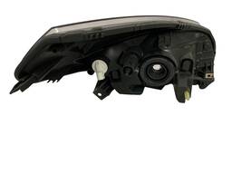 FAROL ESQUERDO SANDERO 2008 A 2011 MASC NEGRA