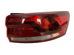 LANTERNA TRASEIRA DIREITA VIRTUS 2018 A 2022 ORIGINAL 