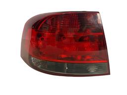 LANTERNA TRASEIRA ESQUERDA VOYAGE G5 FUME