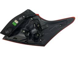 LANTERNA TRASEIRA ESQUERDA YARIS HATCH 2019/ (CANTO)