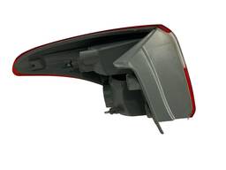 LANTERNA TRASEIRA DIREITA HB20 HATCH 2013 A 2019 ARTEB