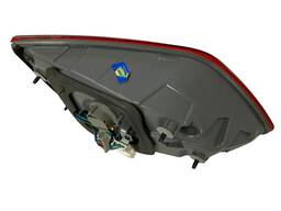 LANTERNA TRASEIRA DIREITA HB20 HATCH 2016 A 2019 (MALA) 