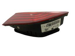 LANTERNA TRASEIRA ESQUERDA GRAND SIENA 2012 A 2021 DETALHE