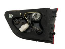 LANTERNA TRASEIRA ESQUERDA GRAND SIENA 2012 A 2021 DETALHE