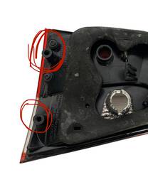 LANTERNA TRASEIRA ESQUERDA GRAND SIENA 2012 A 2021 DETALHE