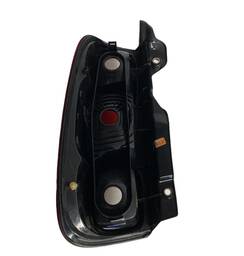 LANTERNA TRASEIRA DIREITA UNO VIVACE 11/16 SPORTING / WAY 14