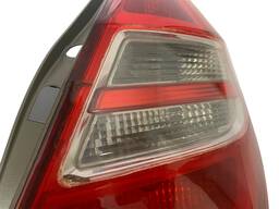 LANTERNA TRASEIRA DIREITA I30 2010 A 2012 DETALHES 