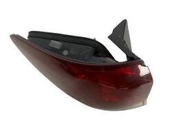 LANTERNA TRASEIRA ESQ PALIO ADVENT WEE 2009 A 2020 (DETALHE)