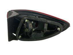 LANTERNA TRASEIRA ESQ PALIO ADVENT WEE 2009 A 2020 (DETALHE)