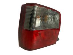 LANTERNA TRASEIRA ESQUERDA UNO FLEX 2004 A 2013 FUME