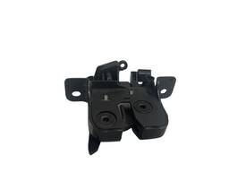 FECHADURA TAMPA TRASEIRA SANDERO 2015 A 2021