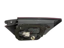 LANTERNA TRASEIRA ESQUERDA AZERA 2008 A 2010 (MALA)