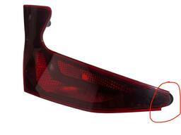 LANTERNA TRASEIRA ESQUERDA HB20 HATCH 20 A 22 (MALA) DETALHE