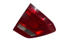 Lanterna Traseira Esquerda Fox 2015 a 2022 (mala)