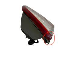 LANTERNA TRASEIRA ESQUERDA HB20 SEDAN 2013/19 (MALA) DETALHE